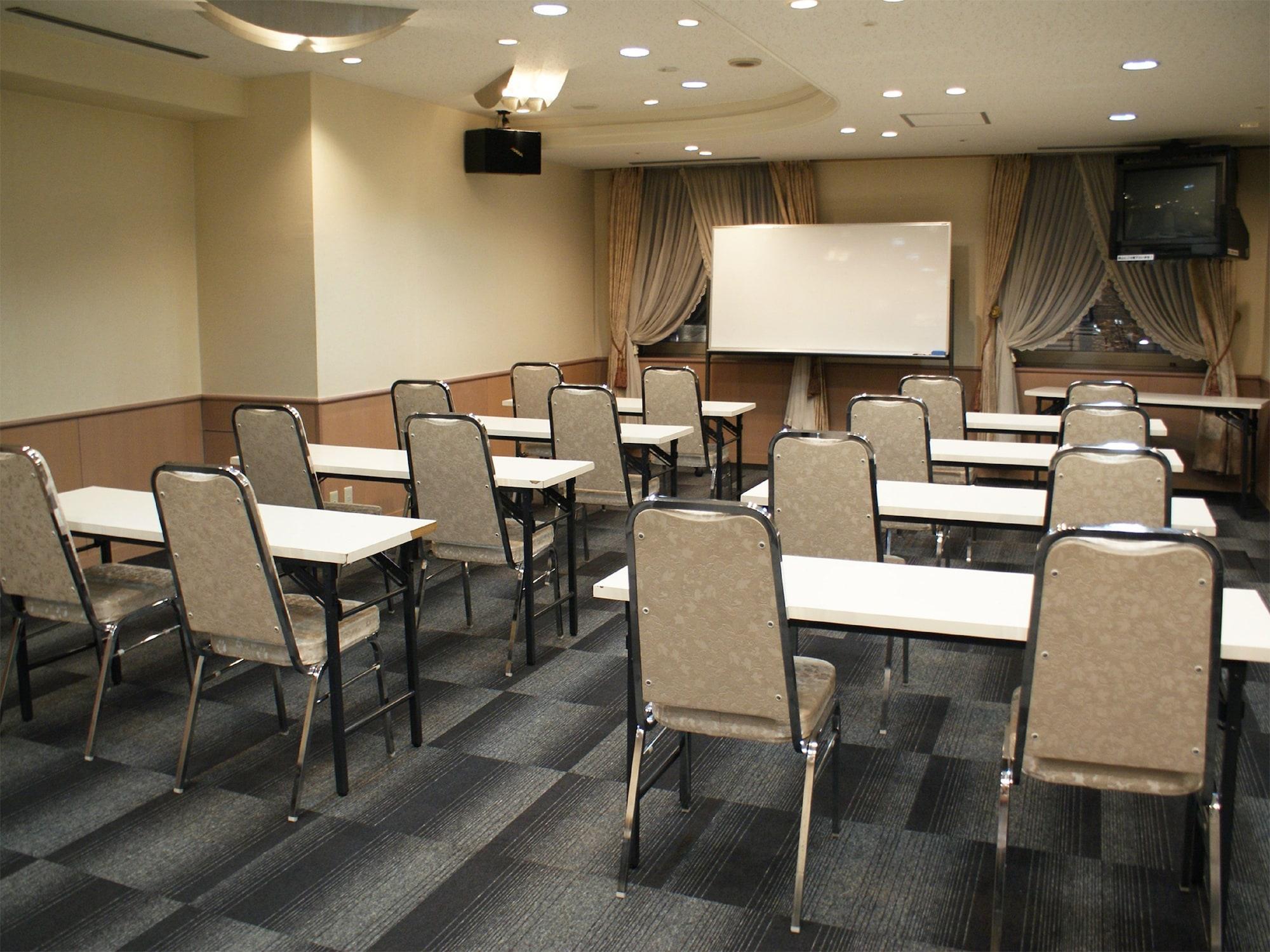 Hotel Livemax Sapporo Nakajima Park Grande Exterior photo