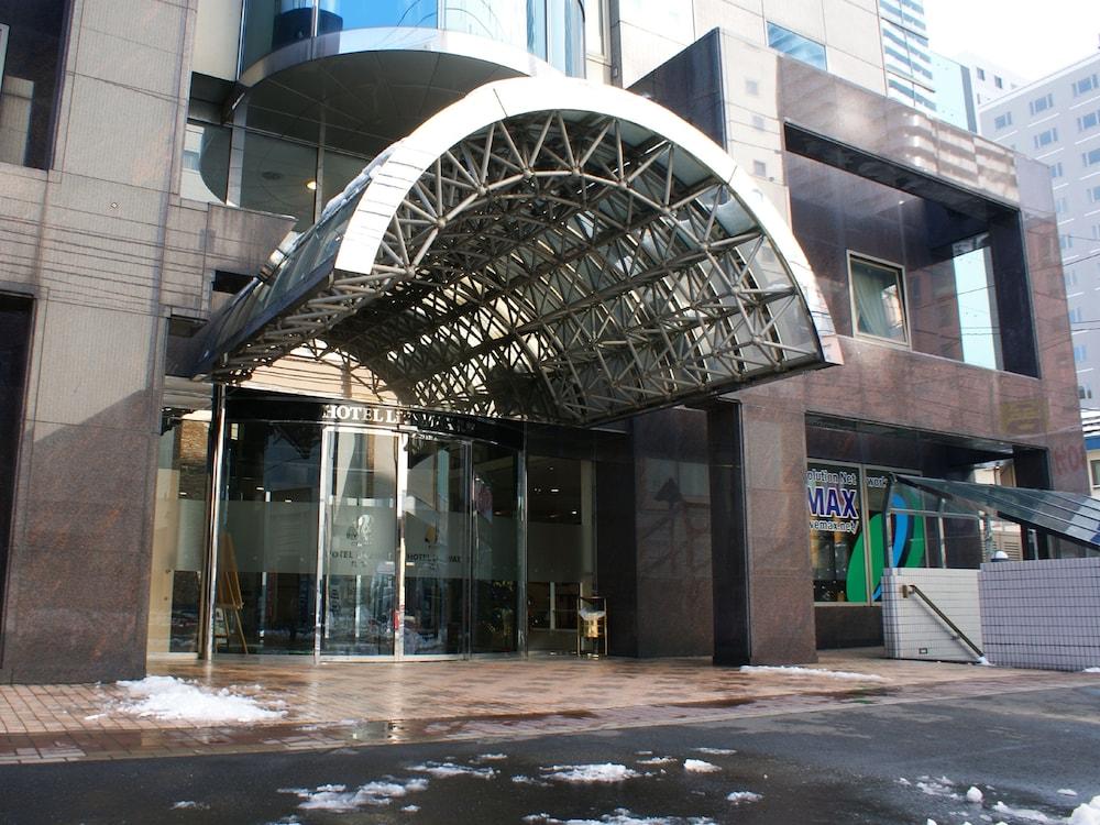 Hotel Livemax Sapporo Nakajima Park Grande Exterior photo